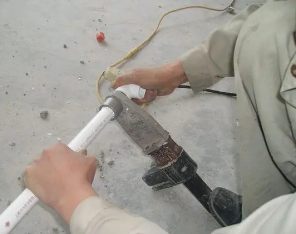 札达漏水维修电话